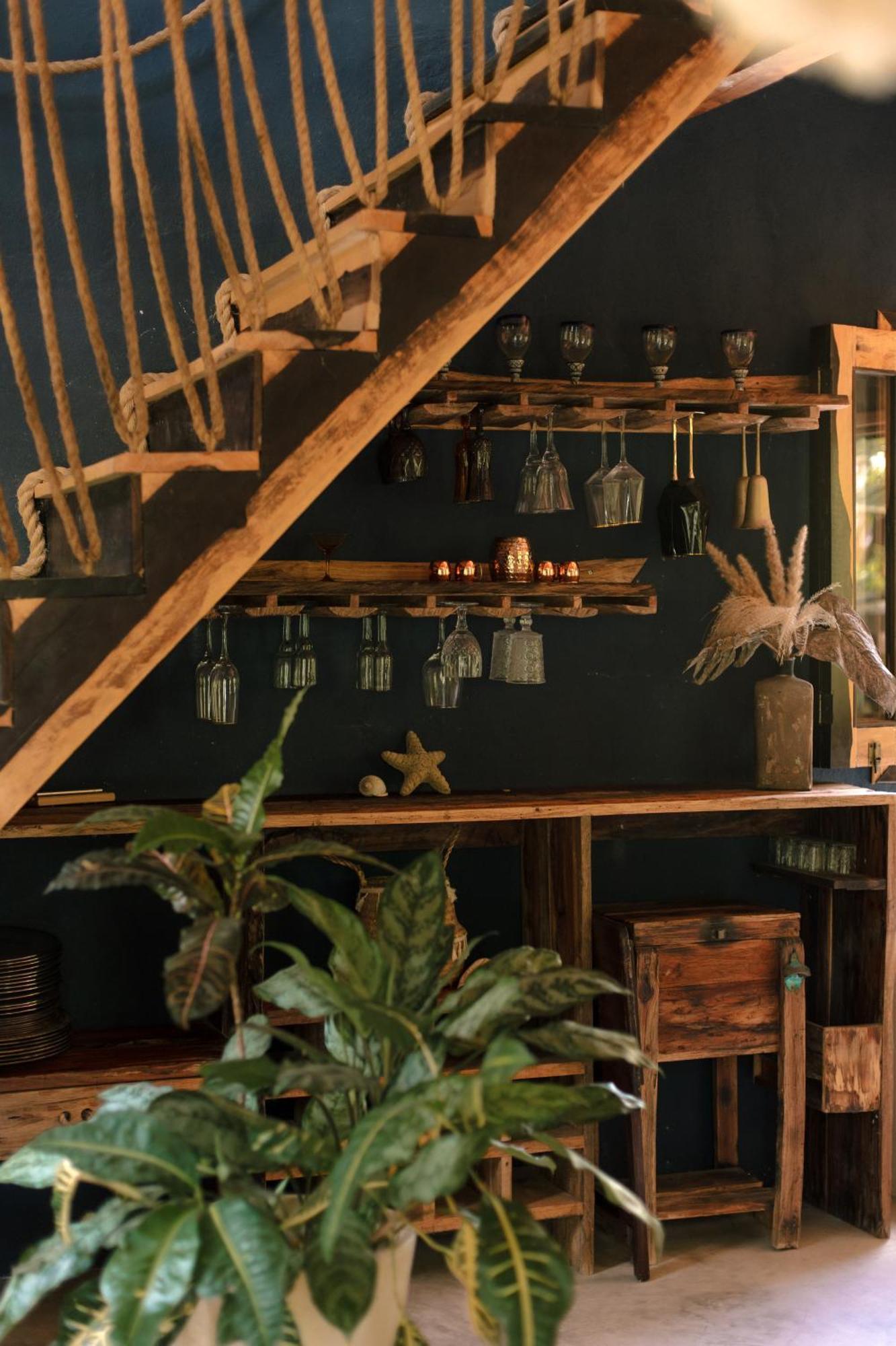 Lodge Anand Ecoaldea